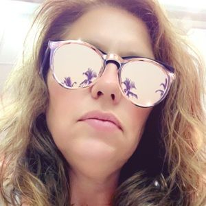 Meet your Posher, Rebecca